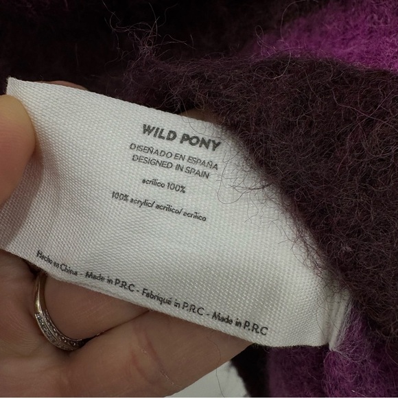 Wild Pony Long Sleeved Soft Knit Sweater wide stripe purple maroon Sz M Crop - Picture 3 of 6